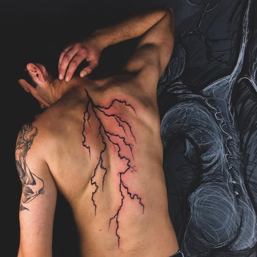 Co dzieje się w ciele, gdy barwnik trafia pod skórę?