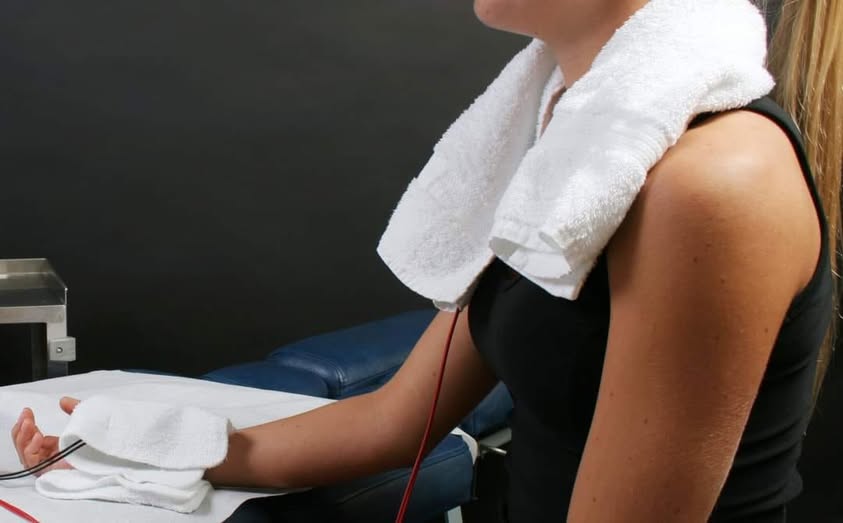 Terapia FSM i mikroprądy: Zapomniana rewolucja w medycynie